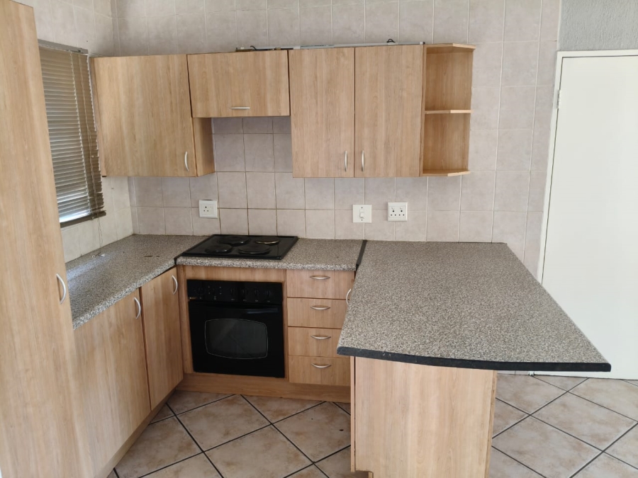 To Let 3 Bedroom Property for Rent in Cashan North West